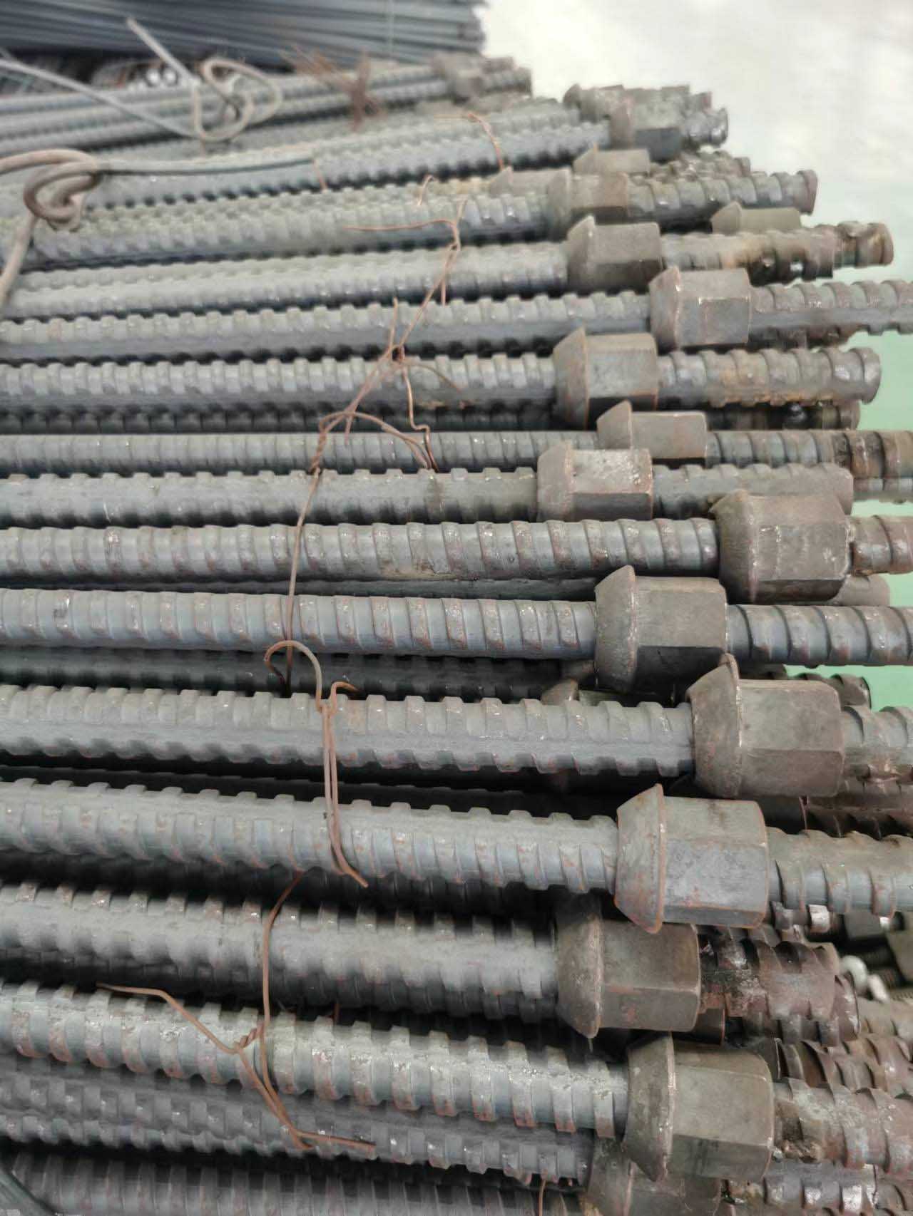 Mining Equal Strength Threaded Anchor Rods