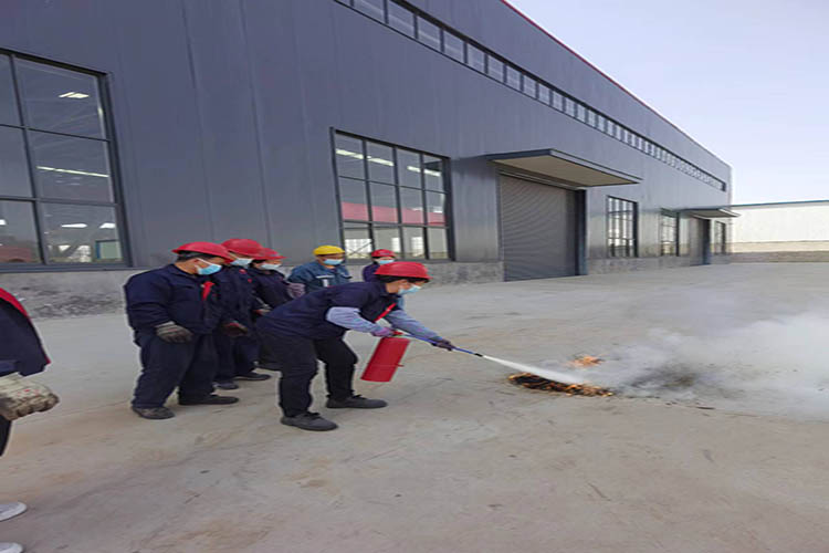 Atividade de simulação de incêndio organizada pela Ruiyu Company