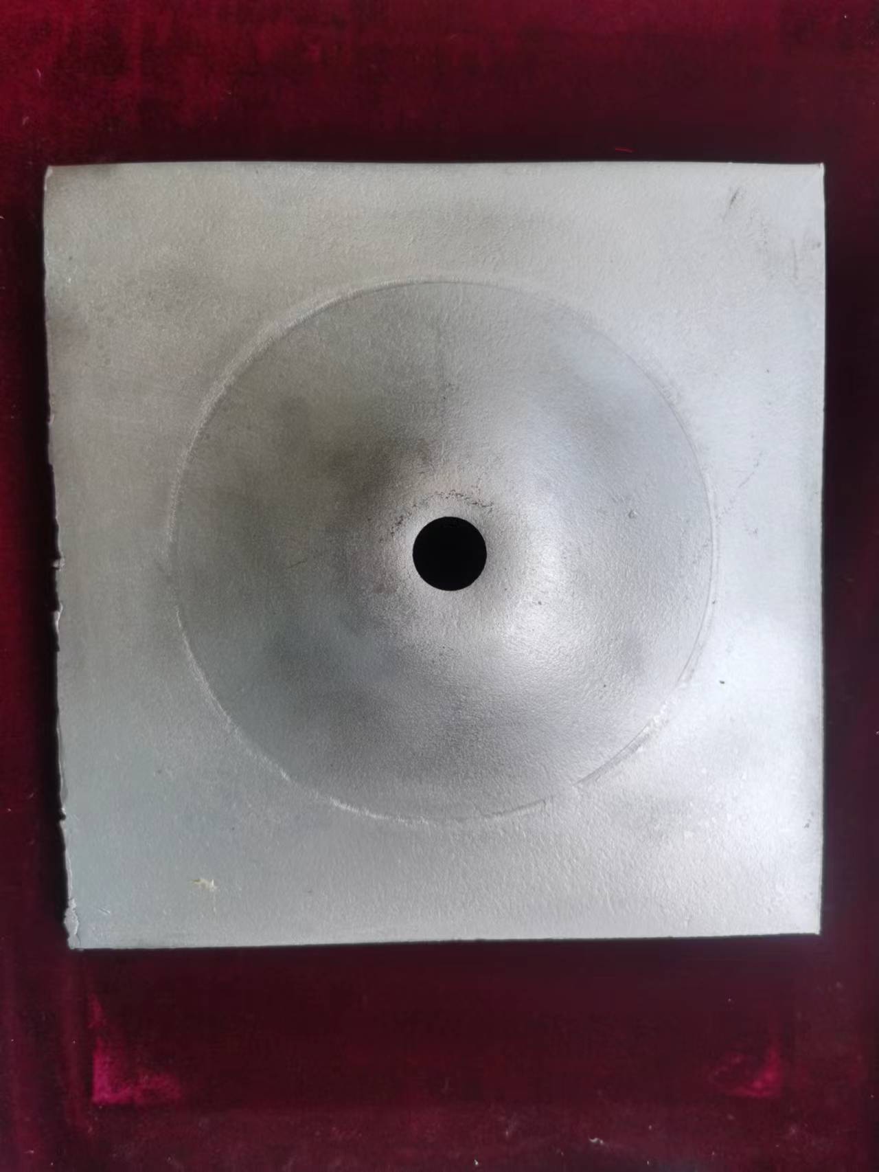 Pagmimina Anchor Bolt Domed Plate