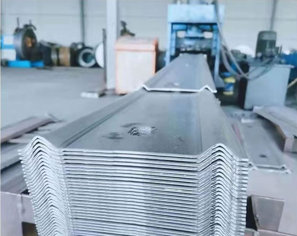 W-Shaped Steel Strip